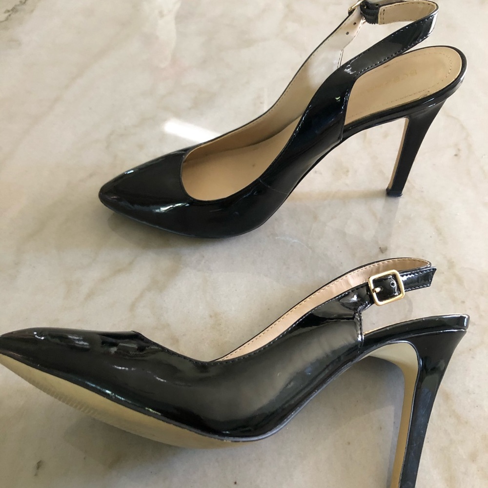 BCBGeneration Black Slingback Sz 8